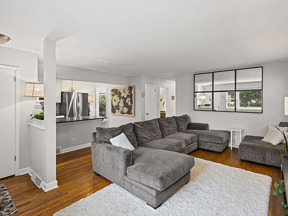 4th image of 274 N Highview Ave