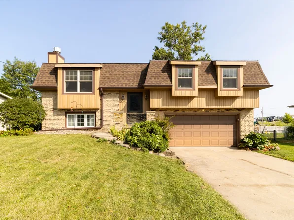 605 Vine St, Dallas Center, IA 50063