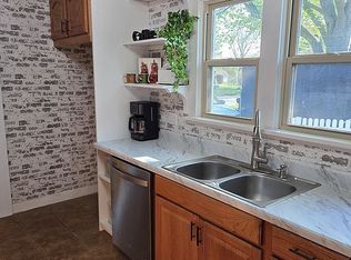 717 W Main Cross St, Palmyra, MO 63461