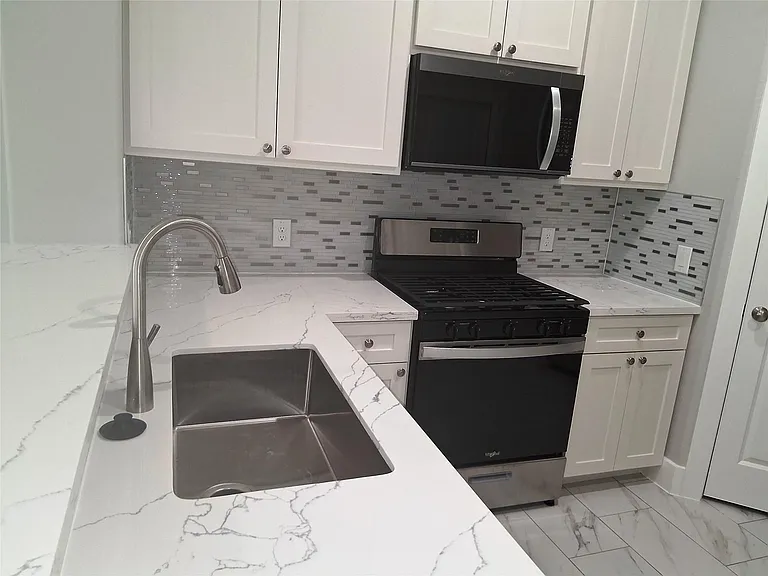 780 A Fair St — Photo 2