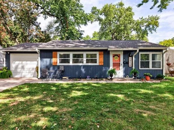 1516 SW Shunga Dr, Topeka, KS 66611