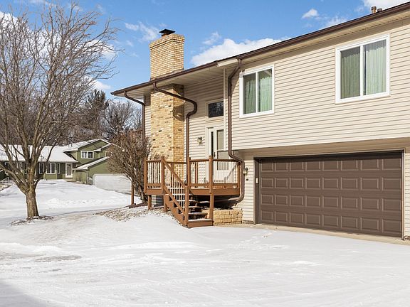 2nd image of 2329 Amberwood Dr