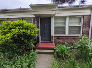 610 SE Cesar E Chavez Blvd #2, Portland, OR 97214