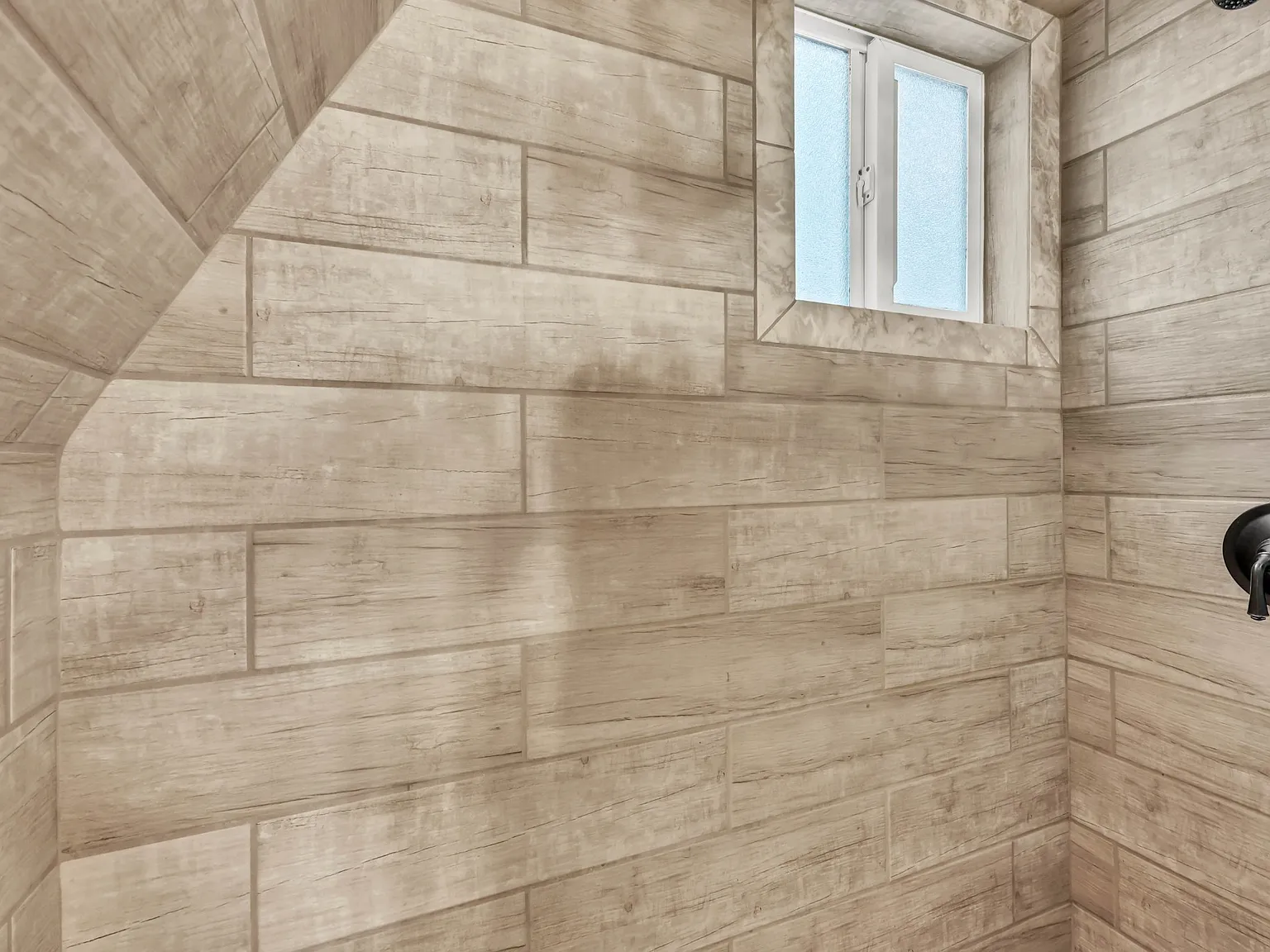 1 bed, 624 sqft, $900 — Photo 3