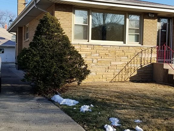 2nd image of 1525 N 15th Ave