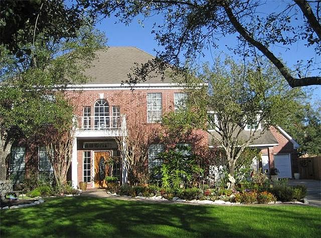 2nd image of 7939 Chateau Point Ln