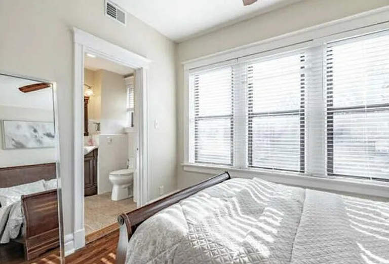 6136 Delmar Blvd #4 — Photo 8