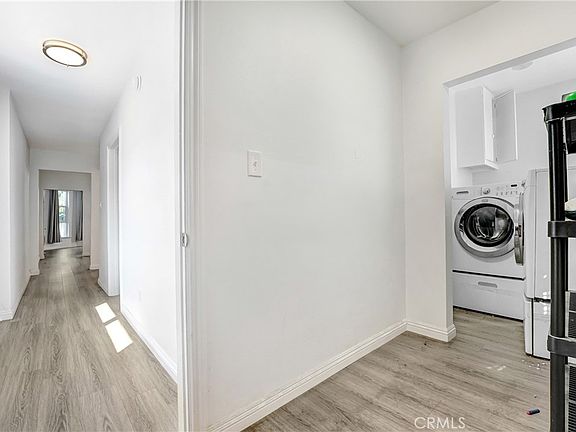 2nd image of 2232 Workman St