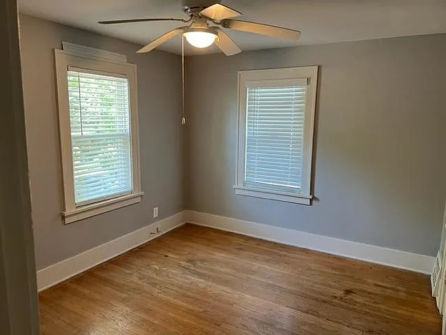 5208 Leavenworth St — Photo 6