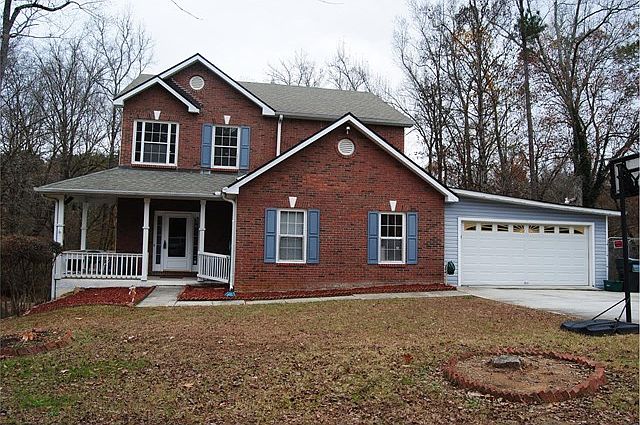 1st image of 900 Walnut Creek Dr