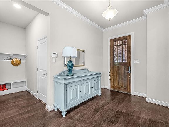 5th image of 1517 6th St