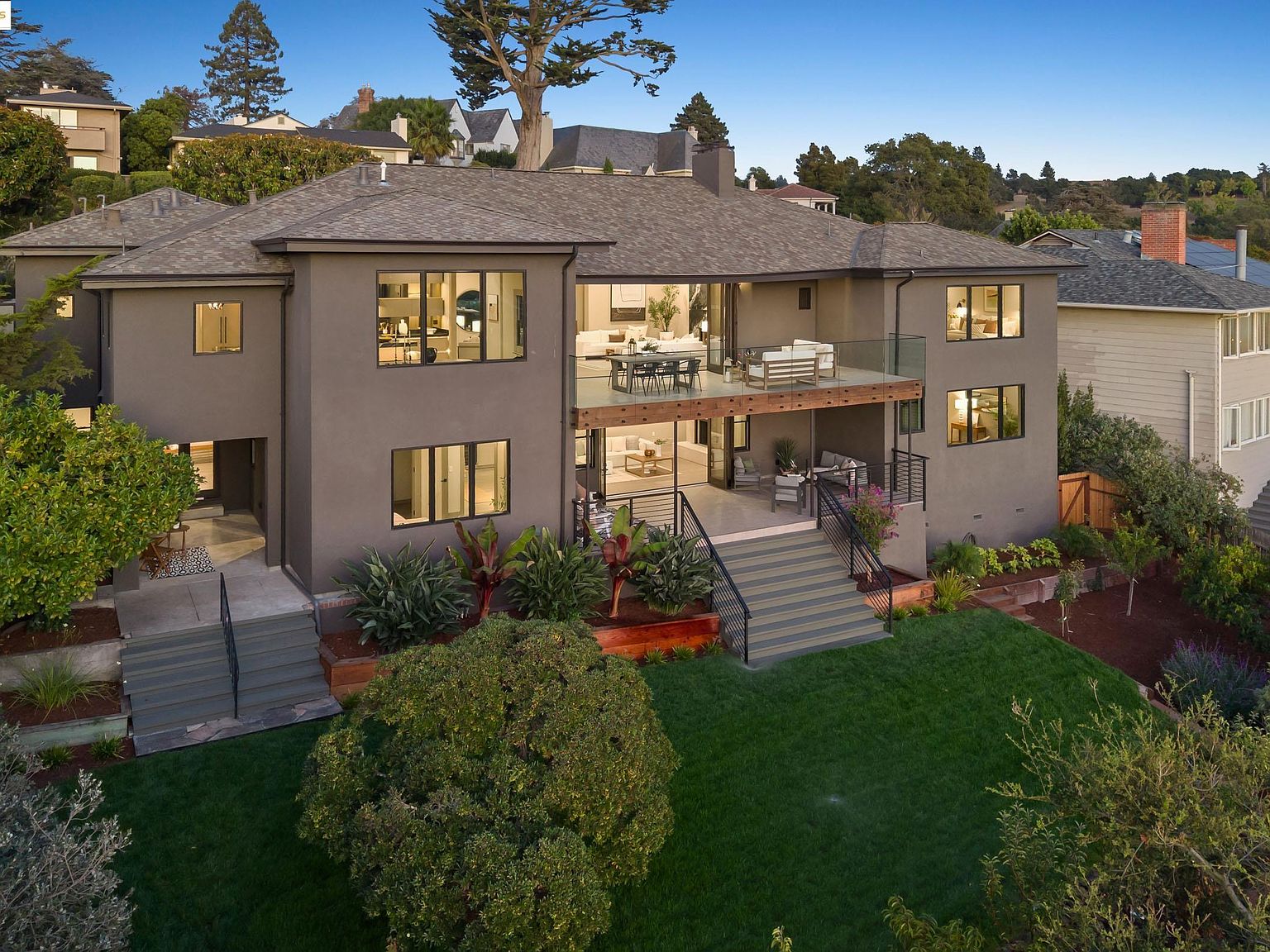 5737 Country Club Dr, Oakland, CA 94618 | Zillow