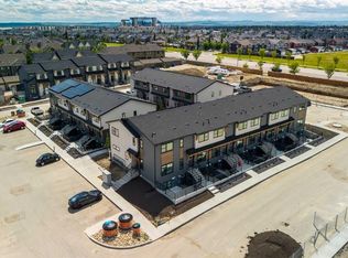 135 W Mahogany Parade SE #1112, Calgary, AB T3M 4K2
