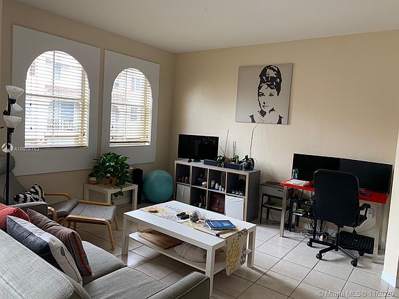 3rd image of 8970 W Flagler St APT 219
