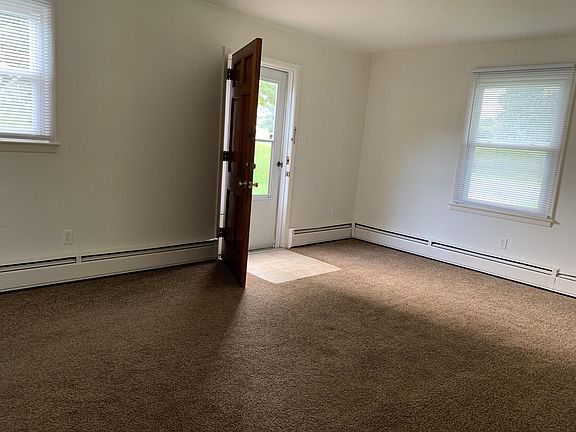 4th image of 1727 E Cone Blvd