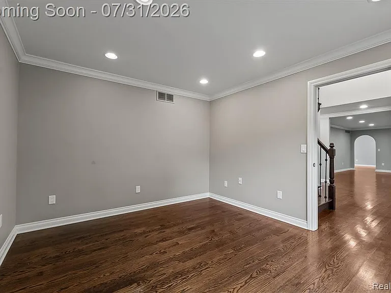 1592 Lone Pine Rd — Photo 31