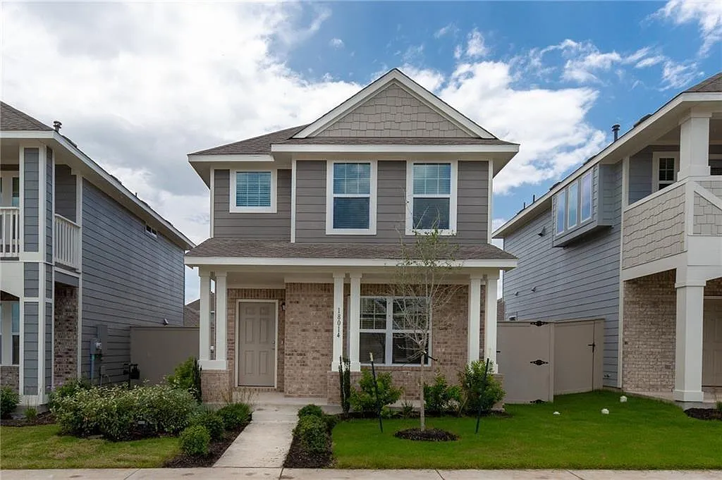3 bed, 2.5 bath, 1280 sqft, $1,995 — Photo 1