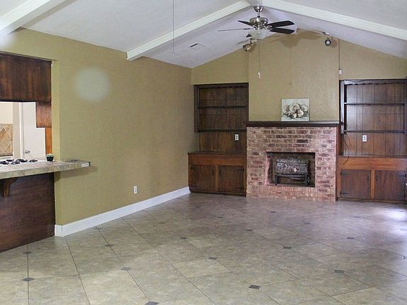5th image of 1229 Cottonwood St