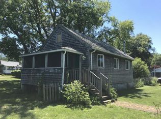 29 Cook Ave, South Kingstown, RI 02879