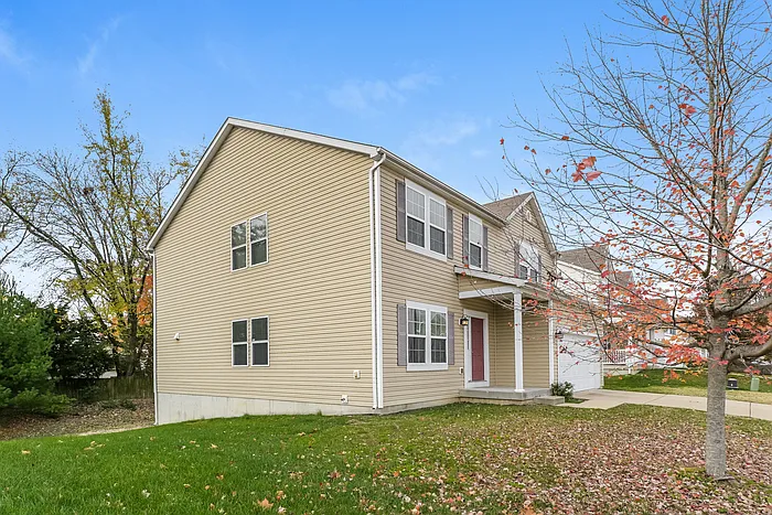 2710 Valley Brook Dr — Photo 2
