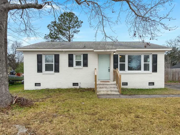 435 Annette Dr, Goose Creek, SC 29445