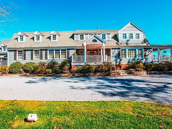 2nd image of 1 Oyster Bay Dr