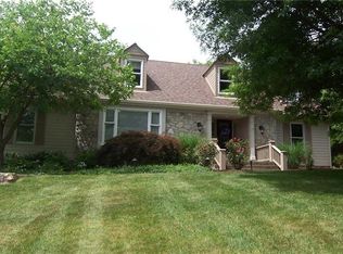 161 Springmeadow Dr, Pittsburgh, PA 15241