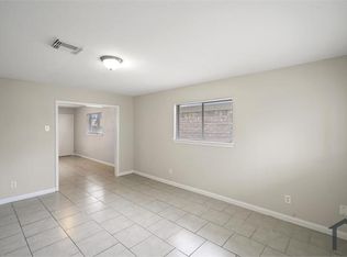 906 Ellena Rd #906, Houston, TX 77076