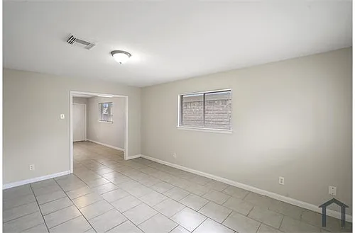 906 Ellena Rd #906 Photo 1