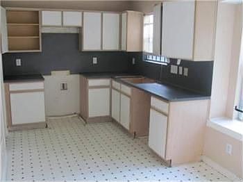 3rd image of 3827 Villa Glen Dr