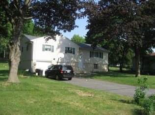 32 Park Ter, Spring Valley, NY 10977