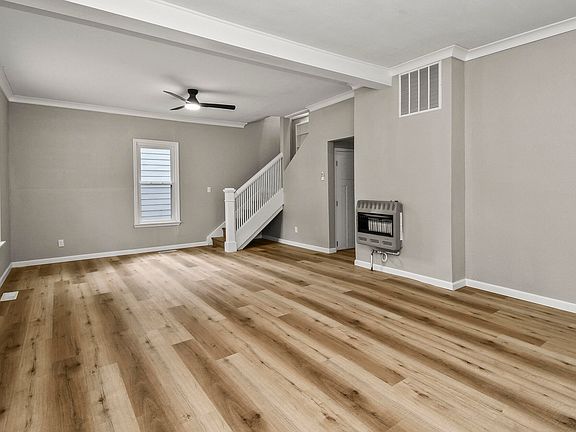 4th image of 1451 E University Street