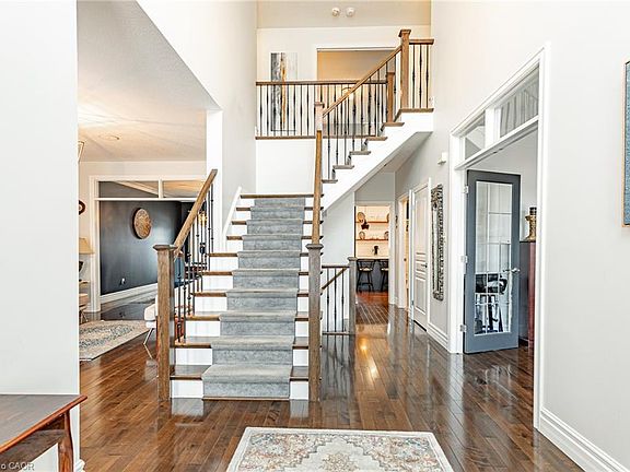 4th image of 1989 Quarrier Rd