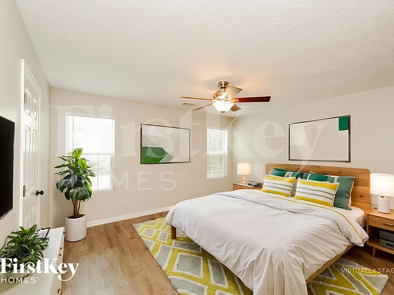 5255 Hillcrest Glenn Dr — Photo 9