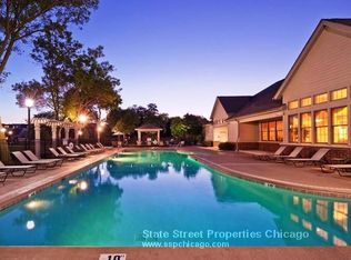 Loveland St, Naperville, IL 60564