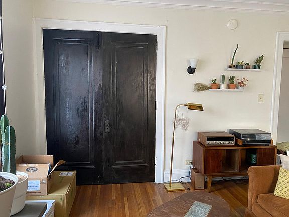 2nd image of 2500 Emerson Ave S #2