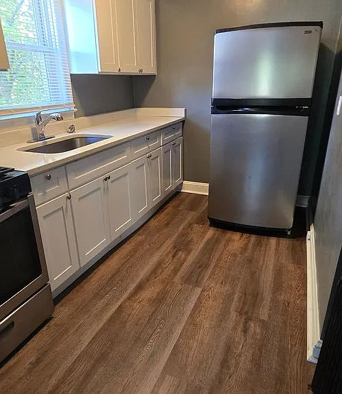 2825 Clearview Ave #1 & Unit 2 — Photo 6