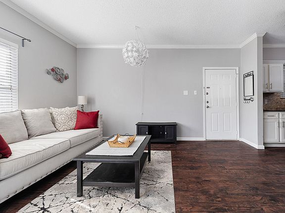 3rd image of 12166 Metric Blvd APT 239