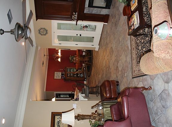 4th image of 1040 Bear Creek Cir