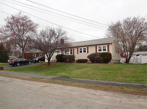 4th image of 100 Lane Dr