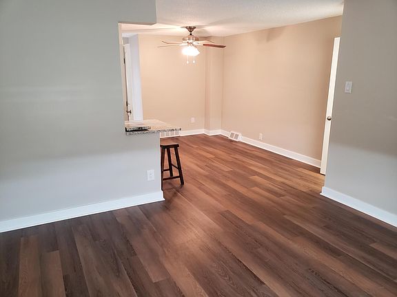 3rd image of 1547 Curtin St Floor 2