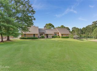 209 Bay Hills Dr, Benton, LA 71006