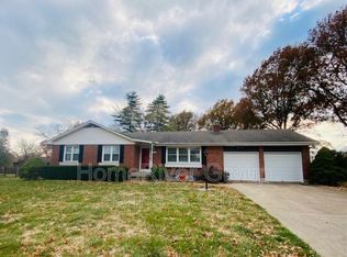 18111 E Hanthorn Dr, Independence, MO 64057