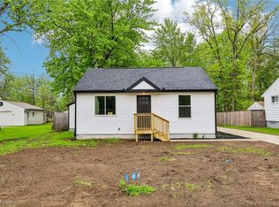 38849 Adkins Rd, Willoughby, OH 44094