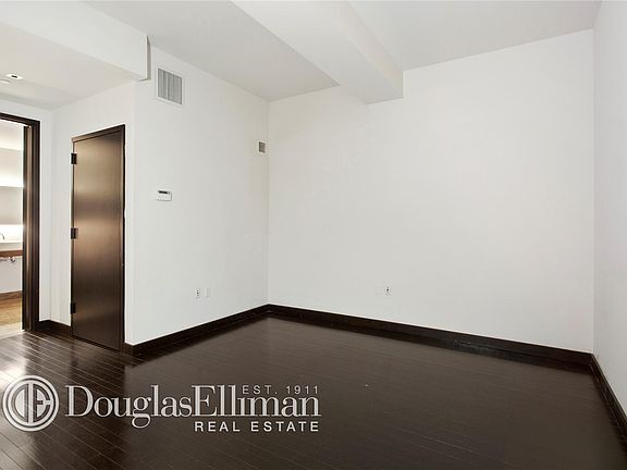 4th image of 20 Pine St APT 506