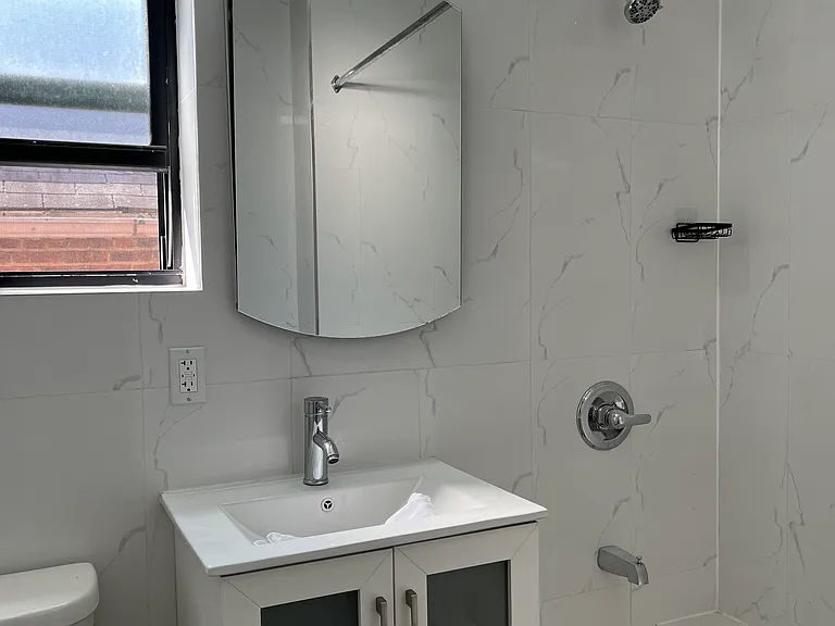 290 W 236th St #2 — Photo 7