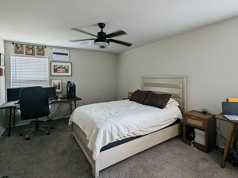 524 SE 7th Pl — Photo 7
