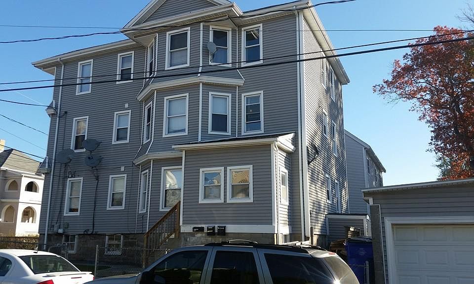 2nd image of 113 Marchand St