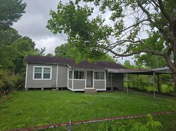 2309 7th St, Orange, TX 77630