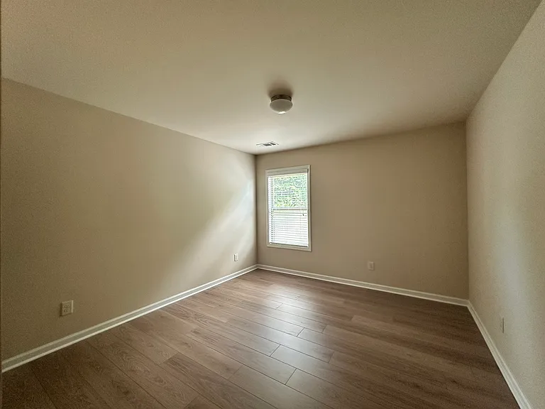 1610 Apple Blossom Dr — Photo 17